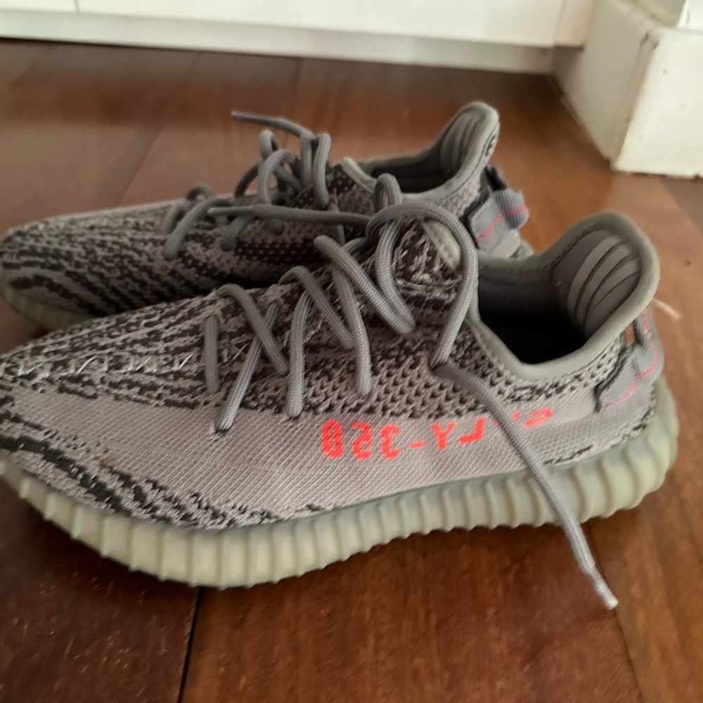YEEZY